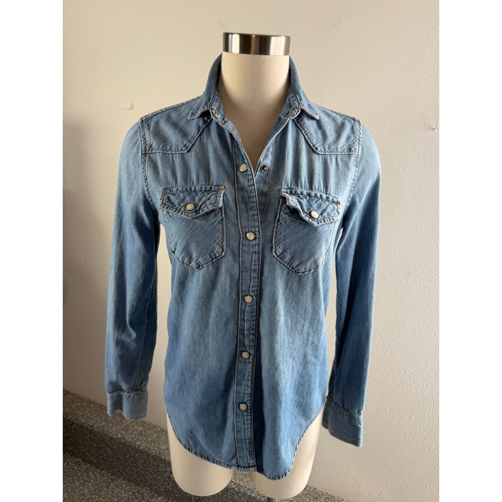 Gap Denim Womens XS Light Wash Long Sleeve Pearl Snap Western Shirt Top